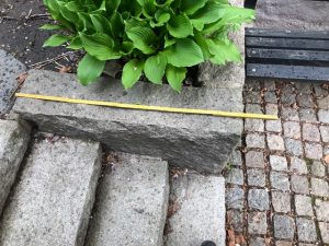 Litet trapp räcke i smide till fastighet, Lev Göteborg